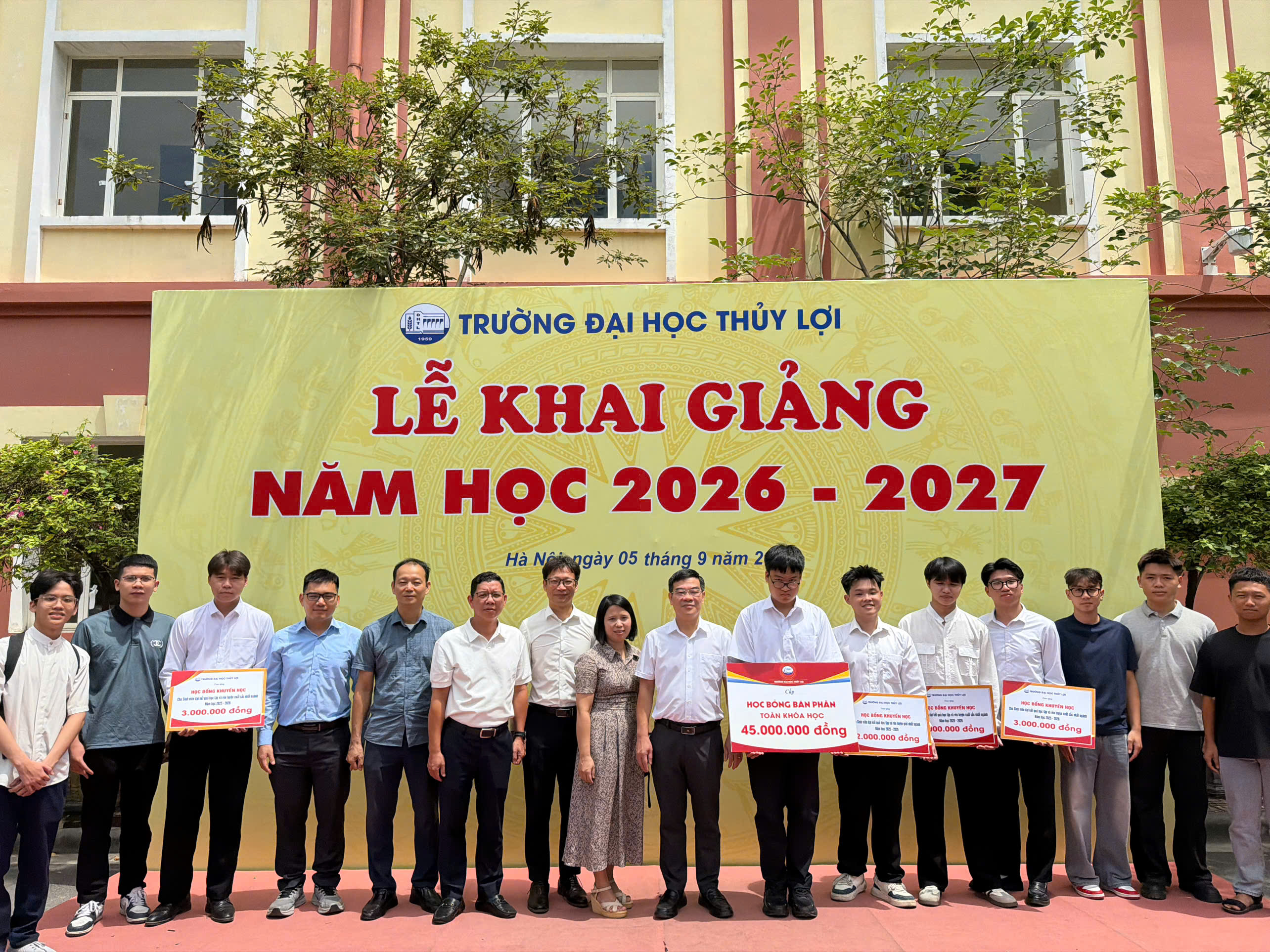 TRƯỜNG ĐẠI HỌC THỦY LỢI KHAI GIẢNG NĂM HỌC 2026 - 2027