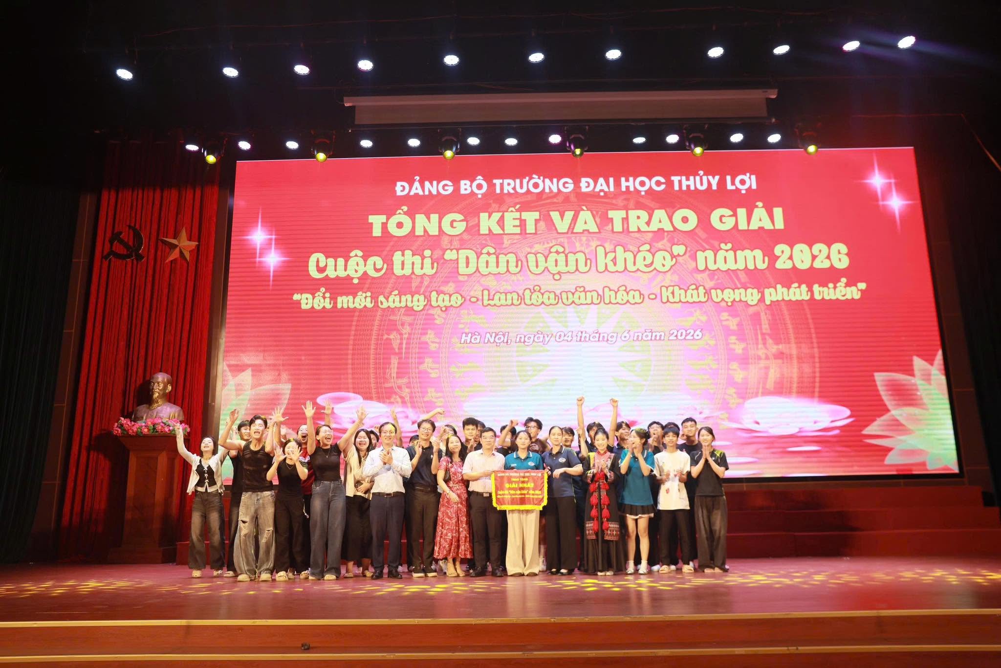🏆 CHÚC MỪNG ĐỘI THI KHOA CÔNG NGHỆ THÔNG TIN XUẤT SẮC GIÀNH GIẢI NHẤT HỘI THI DÂN VẬN KHÉO 🏆